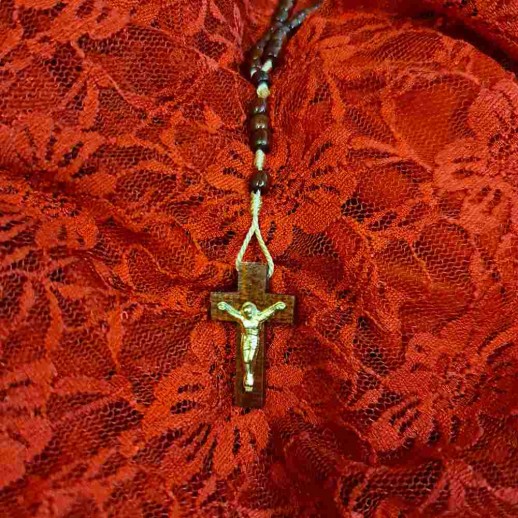 Terço Madeira 04 Mm Pau Brasil com Fecho Cordão