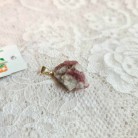 Pingente Pedra Turmalina Rosa Bruta Pino Folheado Ouro